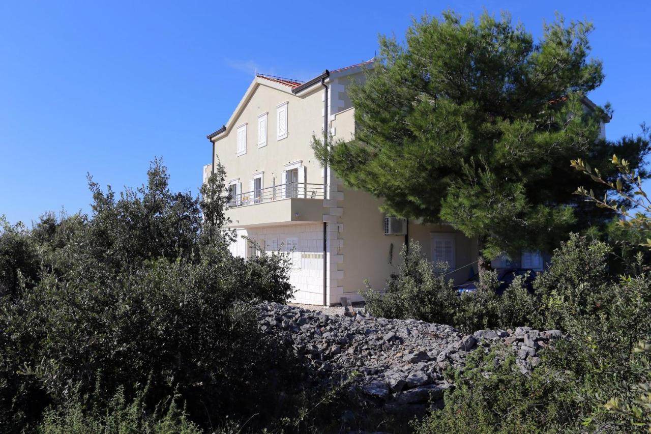 Apartments And Rooms With Parking Space Rogoznica - 10339 Bagian luar foto